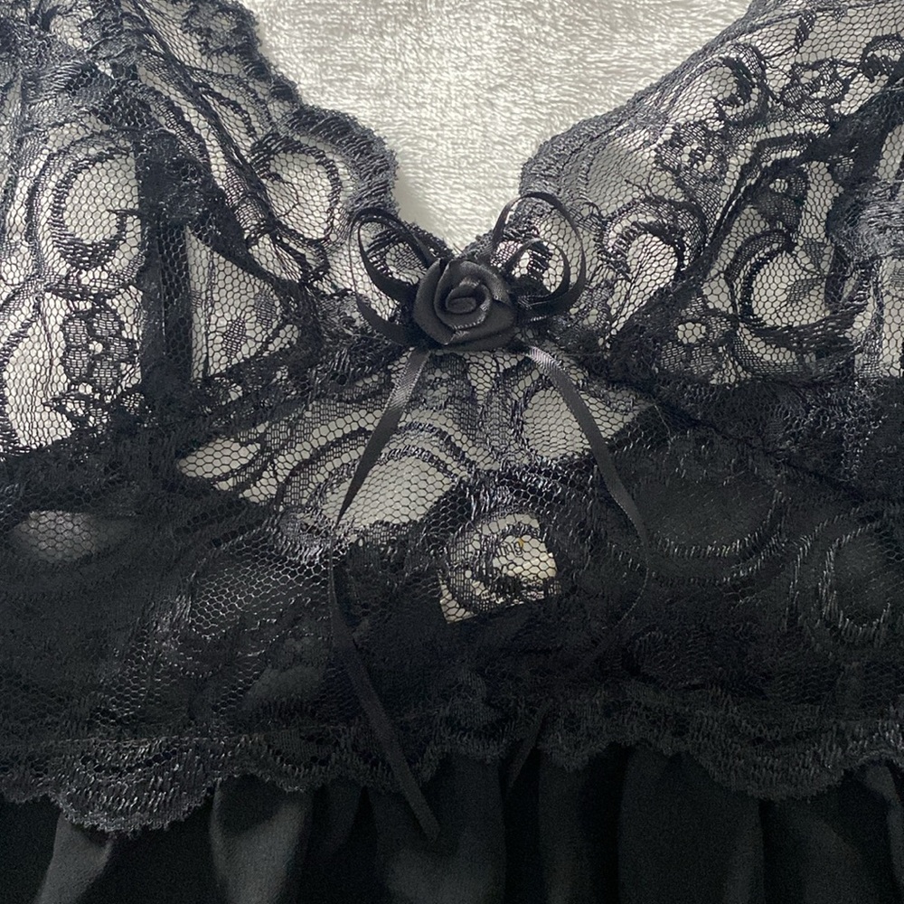 Super sheer black lingerie night camisole / gown - Picture 5 of 15